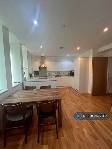 2 Bedroom Flat To Rent In Emerald House, Croydon, CR0