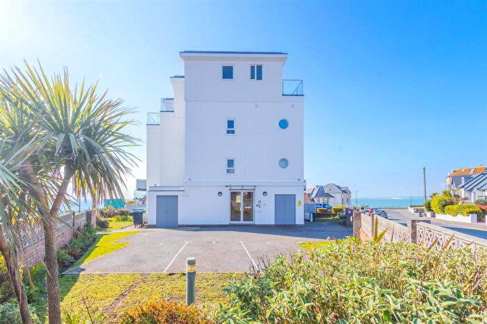 1 Bedroom Flat To Rent In Warren Edge Road, Bournemouth, BH6