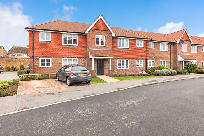 2 Bedroom Flat For Sale In Danforth Way, Ringmer, BN8