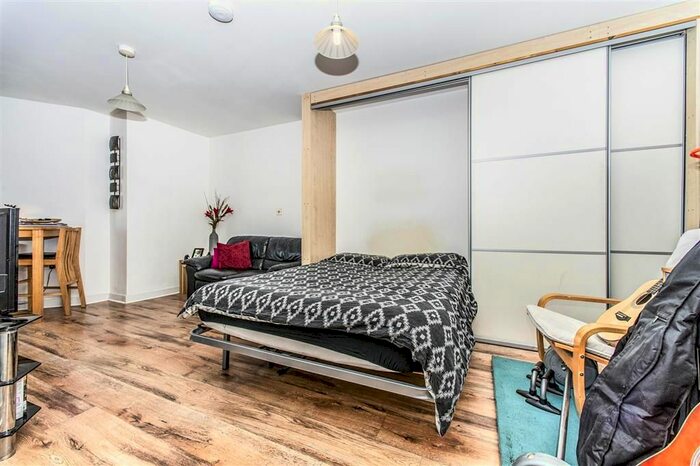 1 Bedroom Flat To Rent In Excelsior, Princess Way, Swansea, SA1