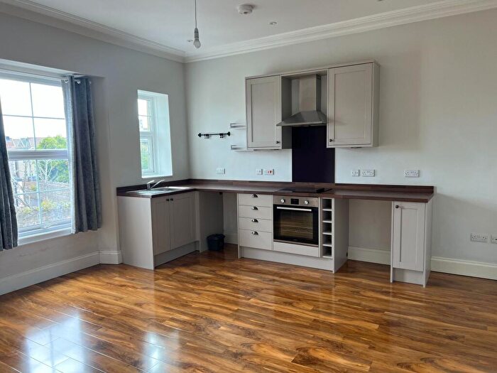 2 Bedroom Flat To Rent In Apartment, Beaconsfield Road, Weston-super-Mare, BS23