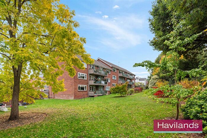 1 Bedroom Flat For Sale In Eversley Park Road, London, N21
