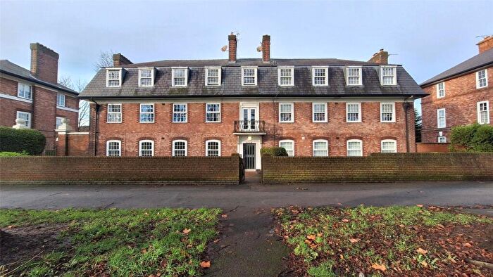 3 Bedroom Flat For Sale In Muirhead Avenue, Liverpool, Merseyside, L13