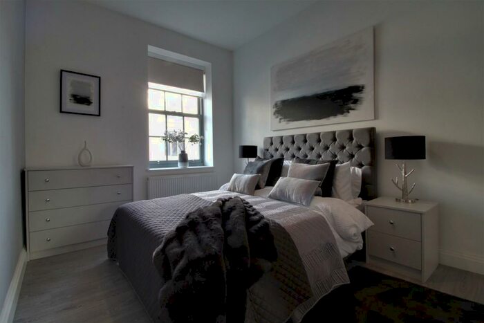 2 Bedroom Apartment To Rent In Great Hampton Street, Jewellery Quarter, Birmingham, B18