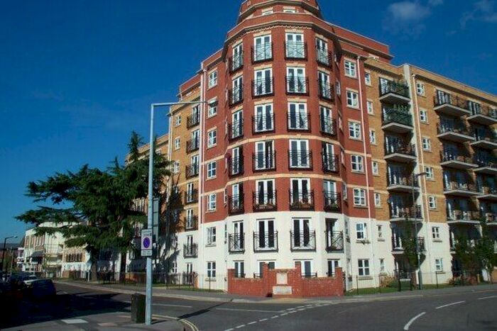 2 Bedroom Flat To Rent In Handel Road, Southampton, SO15