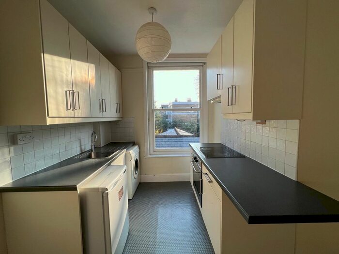1 Bedroom Flat To Rent In Leopold Road, Ealing, W5