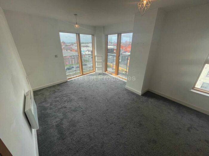 1 Bedroom Apartment To Rent In Jefferson Place, Fernie Street, M4