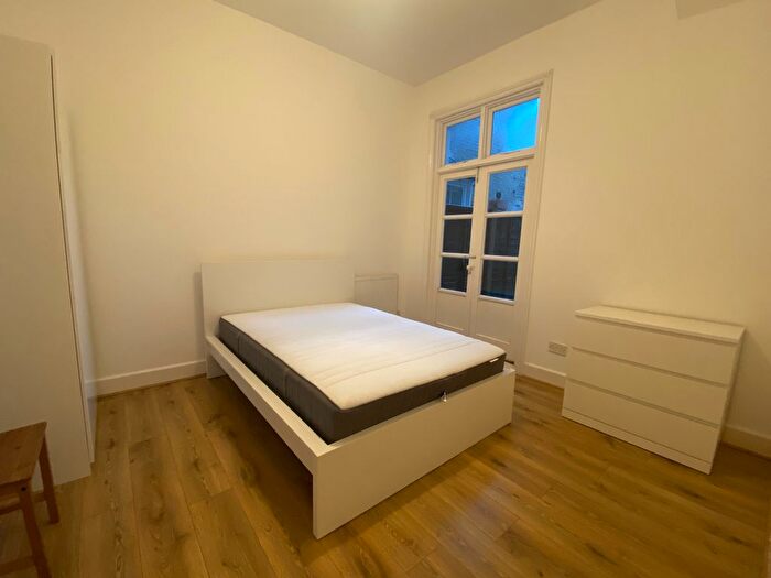 2 Bedroom Flat To Rent In Arodene Road, Brixton, London, SW2