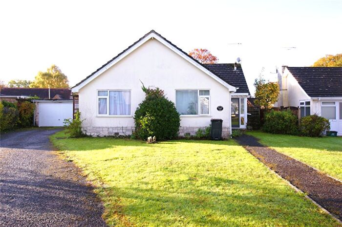 3 Bedroom Bungalow For Sale In Violet Farm Close, Corfe Mullen, Wimborne, Dorset, BH21