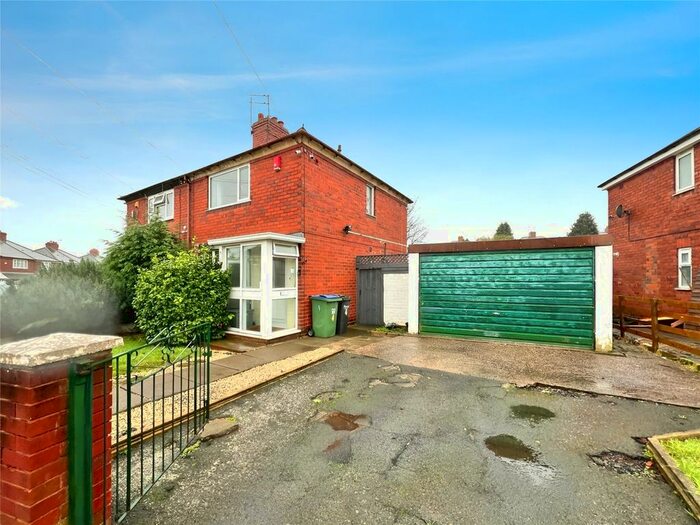 2 Bedroom Semi-Detached House To Rent In Lellow Street, West Bromwich, West Midlands, B71
