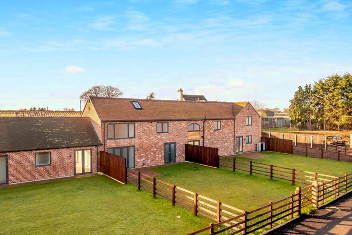 4 Bedroom Barn Conversion For Sale In The Brambles, Windy Oak Barns, Ellerdine, Shropshire, TF6