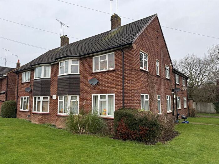 1 Bedroom Apartment To Rent In Brookside, South Mimms, Potters Bar, EN6