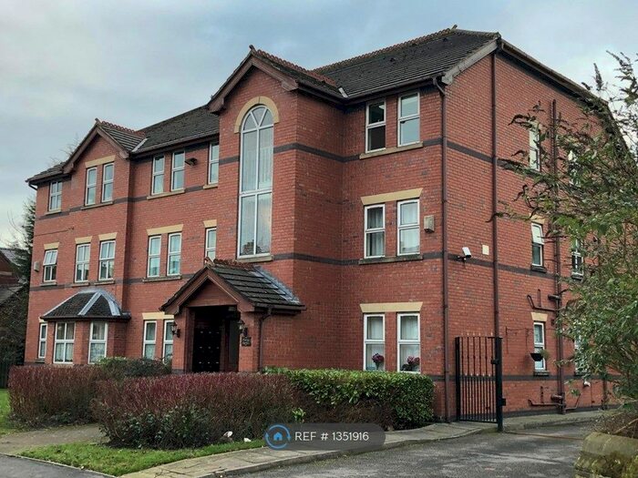 2 Bedroom Flat To Rent In Chatham Street, Stockport, SK3