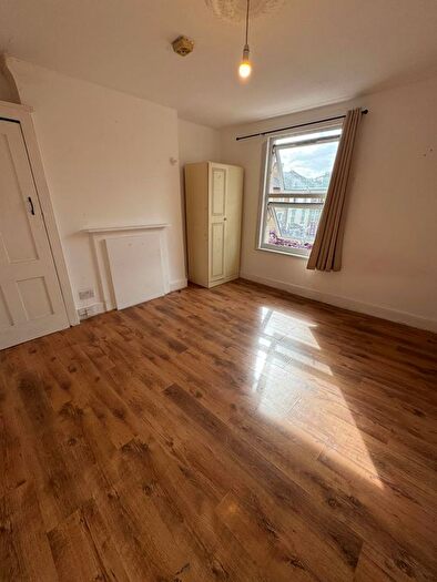 1 Bedroom Flat To Rent In Endwell Road, London, SE4
