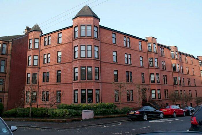 3 Bedroom Flat To Rent In Kingsborough Gate, Hyndland, G12