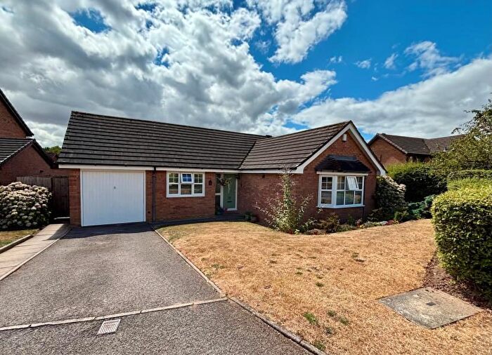 2 Bedroom Detached Bungalow For Sale In Moorland Drive, Priorslee, TF2