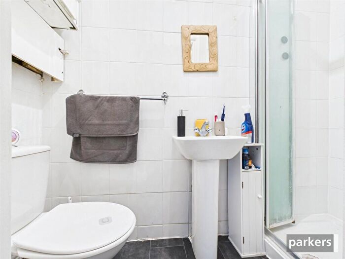 1 Bedroom Apartment For Sale In Castle Hill, Reading, Berkshire, RG1