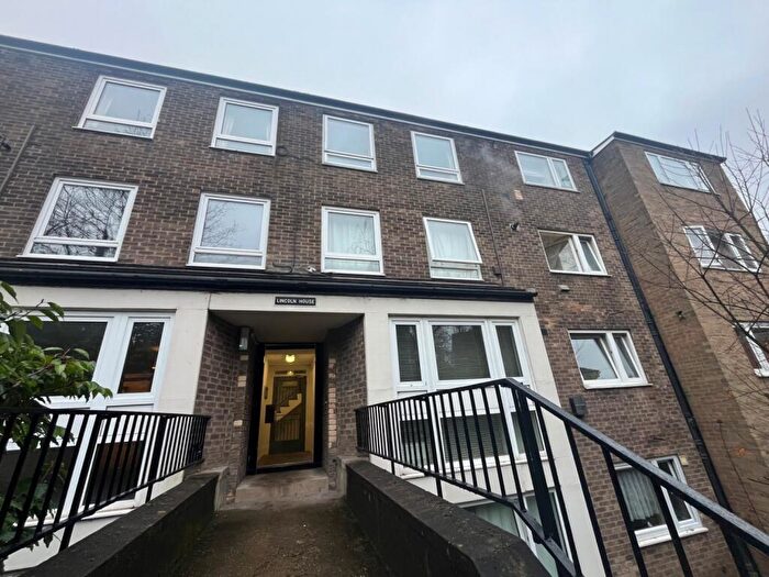 2 Bedroom Flat To Rent In Lincoln House Redcliffe Road, Nottingham, Nottinghamshire, NG3