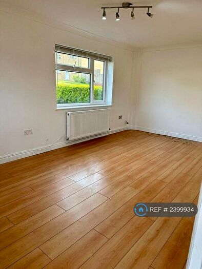 3 Bedroom End Of Terrace House To Rent In Castle Way, Barton Seagrave, Kettering, NN15