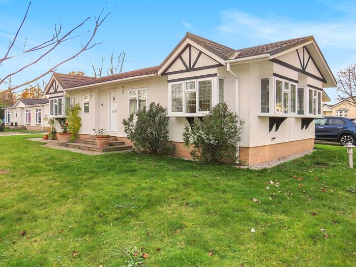 2 Bedroom Park Home For Sale In Bluebell Woods, Ely Road, Waterbeach