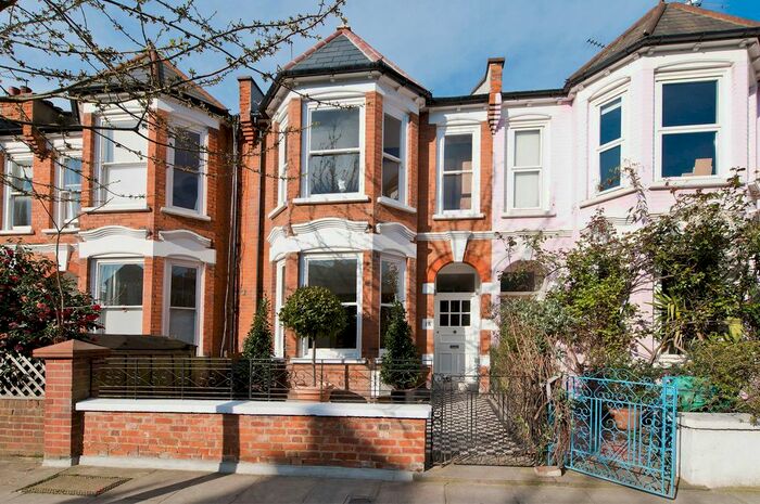 4 Bedroom Terraced House To Rent In Balliol Road, North Kensington, W10