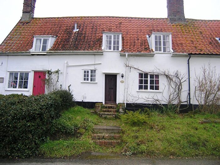 2 Bedroom Cottage To Rent In Greengage Cottage, Low Road, Marlesford, IP13