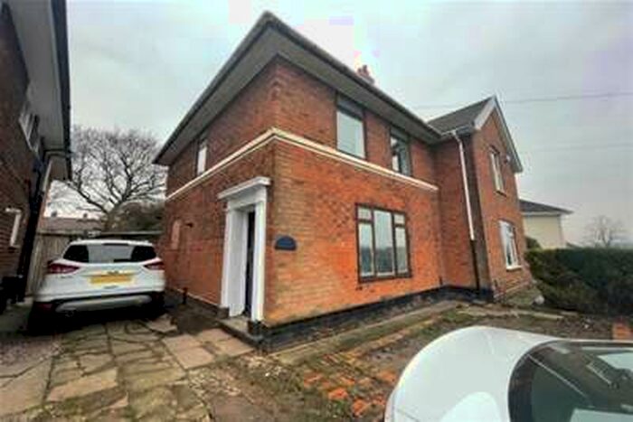 2 Bedroom Semi-Detached House To Rent In Castle Road, Selly Oak, B29
