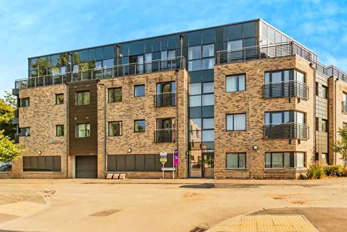 2 Bedroom Flat For Sale In Waterside Way, Nottingham, NG2