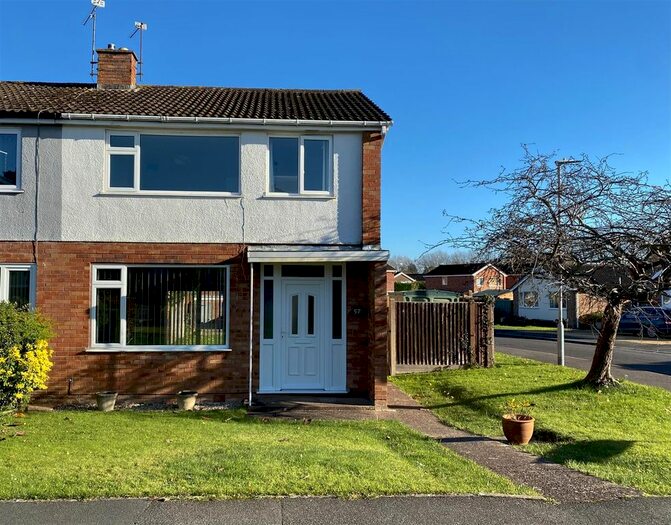 3 Bedroom Semi-Detached House To Rent In Claremont Drive, Taunton, TA1