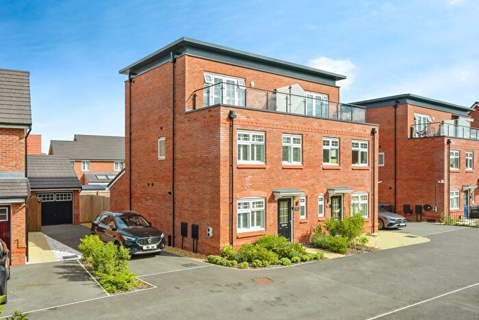 4 Bedroom Semi-detached House For Sale In Beacon Fell Drive, Warrington, Cheshire, WA1