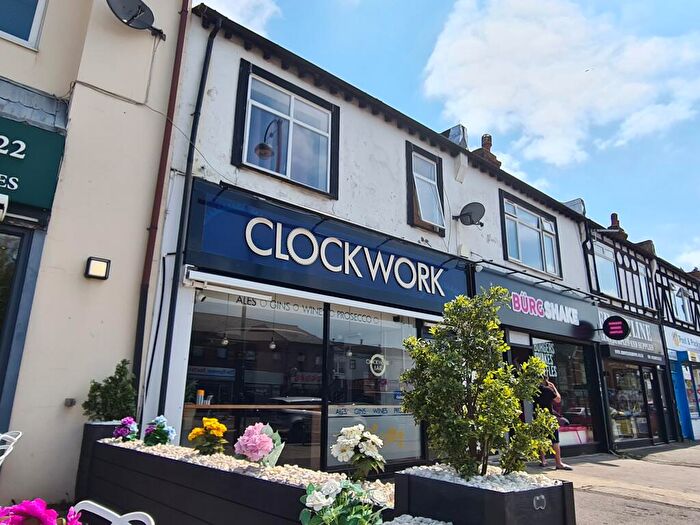 Flat To Rent In Shirley Road, Southampton, Hampshire, SO15