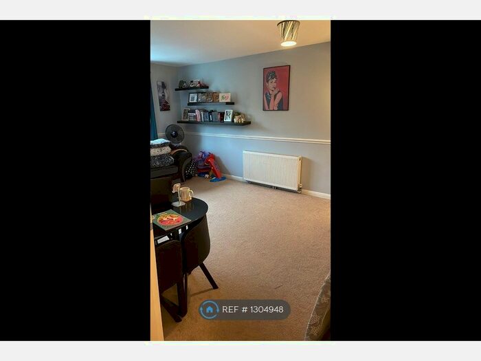 1 Bedroom Flat To Rent In Chelsea Court, Belmont, Sutton SM2