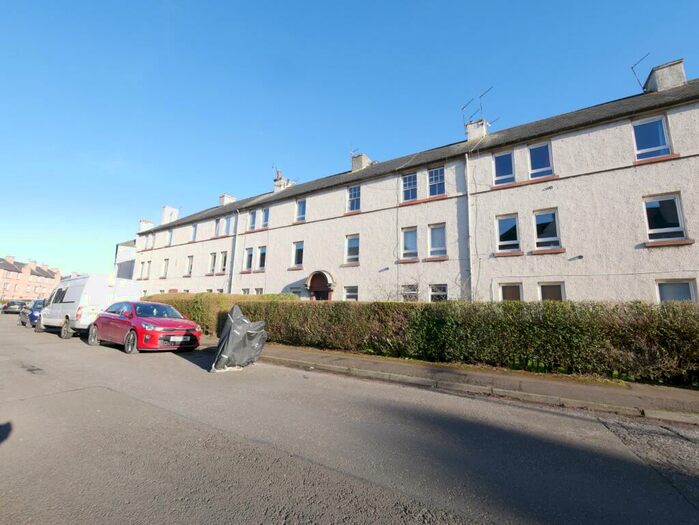 1 Bedroom Flat To Rent In Stenhouse Avenue West, Stenhouse, Edinburgh, EH11