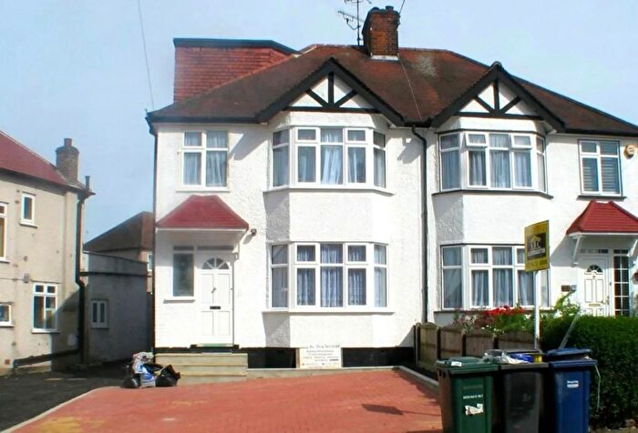 4 Bedroom Semi Detached House To Rent In Deans Lane, Edgware, HA8