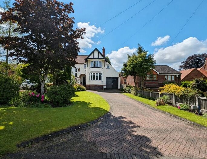 3 Bedroom Semi-Detached House For Sale In White Hill, Kinver, Stourbridge, DY7