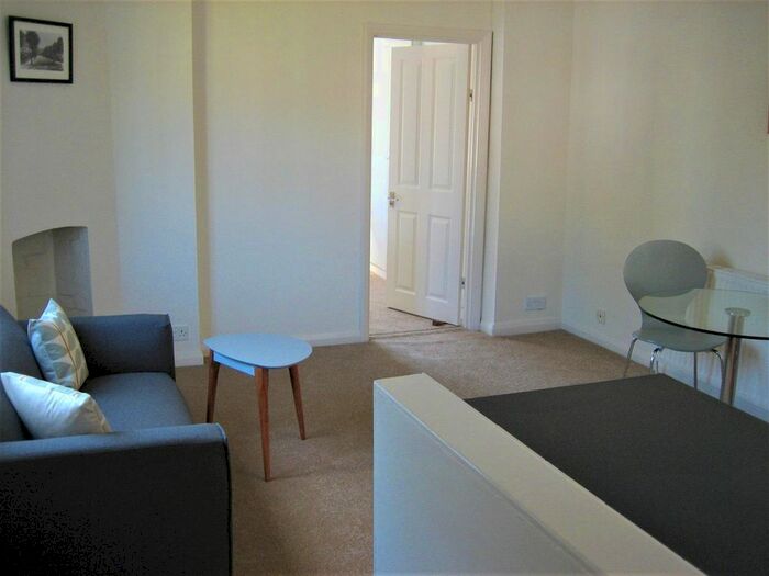 1 Bedroom Flat To Rent In Cromwell Avenue, London, N6