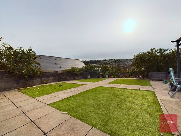 3 Bedroom Bungalow To Rent In Vicarage Lane, Cwmdu, Swansea, SA5