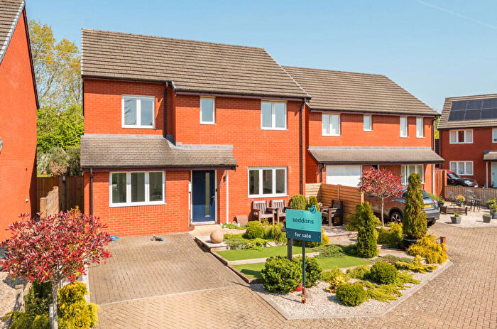 5 Bedroom Detached House For Sale In Courtlands, Tiverton, Devon, EX16