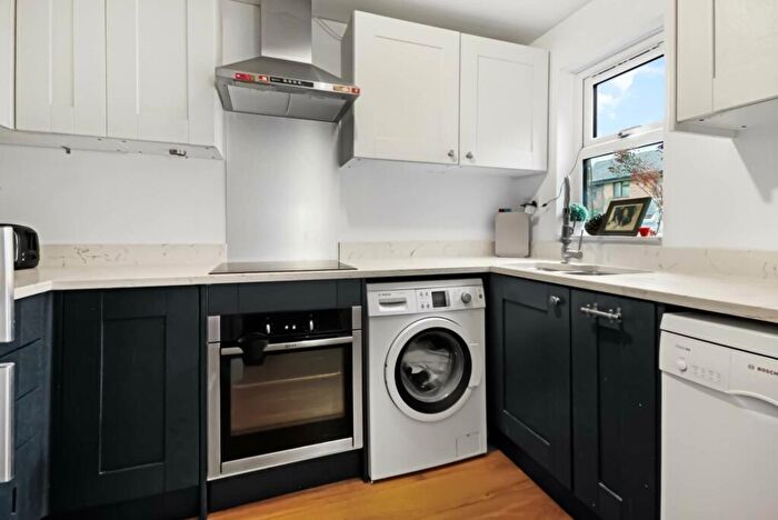 2 Bedroom Terraced House For Sale In Chisbury Close, Bracknell, RG12