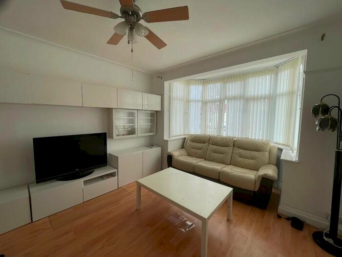 4 Bedroom Detached House To Rent In Montpelier Rise, Wembley, HA9