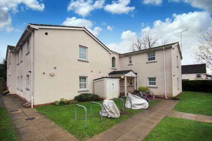 1 Bedroom Flat To Rent In Osterley House, Godwin Way, Horsham, West Sussex, RH13