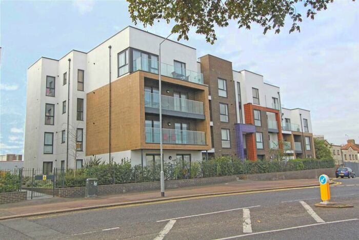 1 Bedroom Flat To Rent In Sutton Road, Southend On Sea, SS2