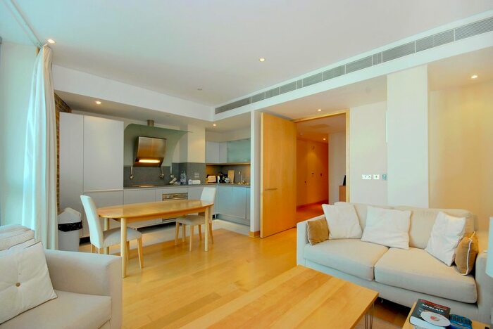 1 Bedroom Flat To Rent In Shad Thames, London, SE1