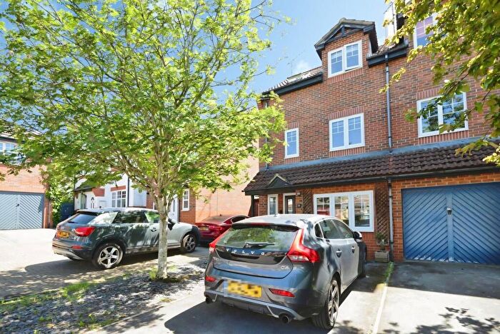 3 Bedroom End Of Terrace House For Sale In St Annes Close, St. George, Bristol, BS5