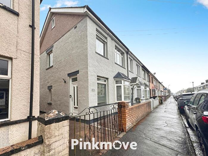 3 Bedroom End Of Terrace House For Sale In Conway Road, Newport, NP19
