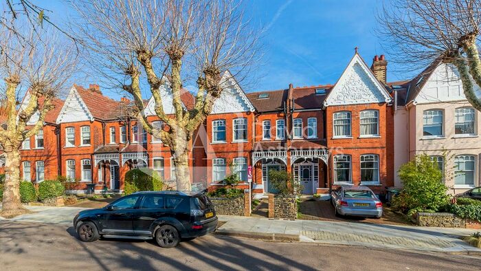 1 Bedroom Flat To Rent In Warner Road, Crouch End, London, N8