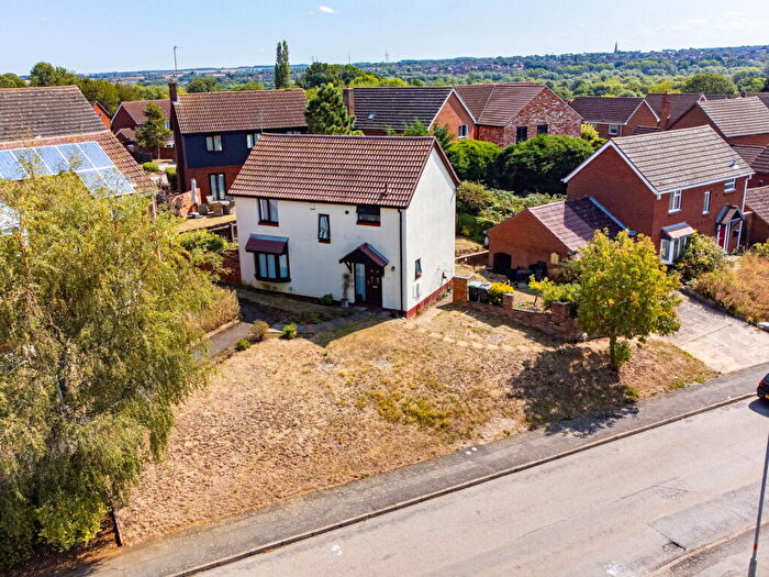 4 Bedroom Detached House For Sale In Thomas Flawn Road, Irthlingborough, NN9