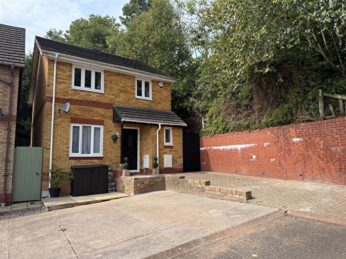 3 Bedroom Detached House For Sale In Clos Y Carlwm, Cardiff, CF14