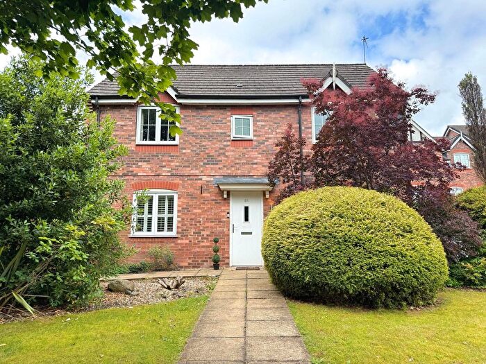 3 Bedroom Semi-Detached House For Sale In Temple Road, Sale, M33