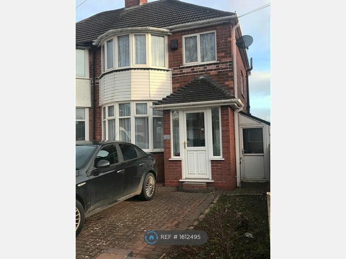 3 Bedroom Semi-Detached House To Rent In Bryn Arden Road, Birmingham, B26